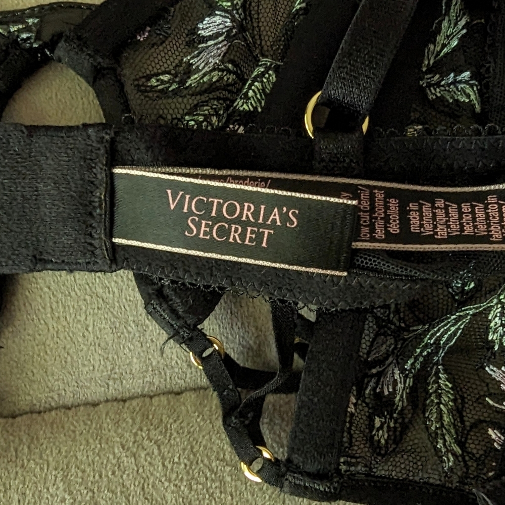 Victoria's Secret 32C Very Sexy Lace-Up Open Cut Demi Floral Embroidery Bra 111 - Picture 8 of 10